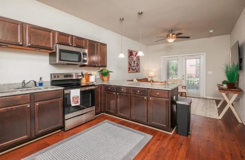 Starkville Apartment | Prime Location 1st Floor No stairs Walk 2 MSU