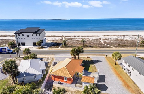 Port St. Joe RV Rental | Prime RV Lot w/Beach & Gulf Views | Full Hookups