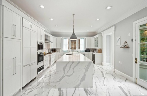 Noyack House | Pristine estate sited on 4 acres of land, 1,700 SF pool pavilion with.