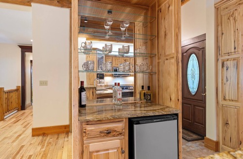 Arcadia House | Private 20-Acre Lake Michigan Estate 400' Bluff Frontage! Sleeps 16!