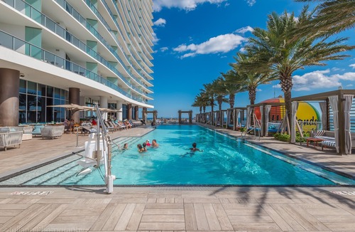 Hollywood South Central Beach Condo | Private 2BR Side Ocean View at Hyde Beach Resort