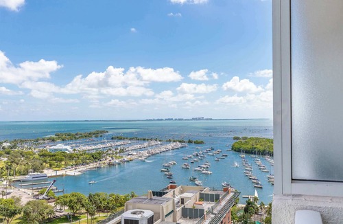 Coconut Grove Apartment | Private Balcony Studio with Bay & Skyline Views
