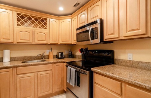 Key Colony Beach Condo | Private Beach! Ocean View Condo! Heated Pool! Balcony & Luxury Amenities!