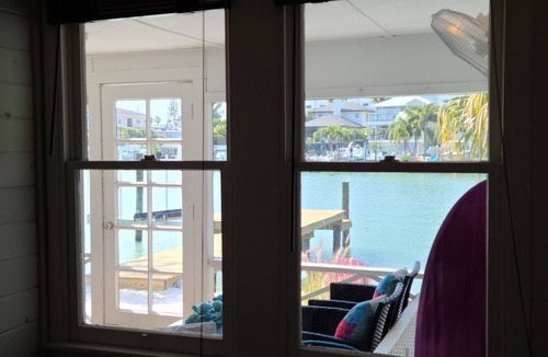 Sunset Beach House | Private Charming Waterfront House - Walk To Beautiful Sunset Beach