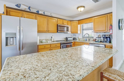 Flor-a-mar House | Private Dock! Canalfront Home: 4 Mi to Beaches