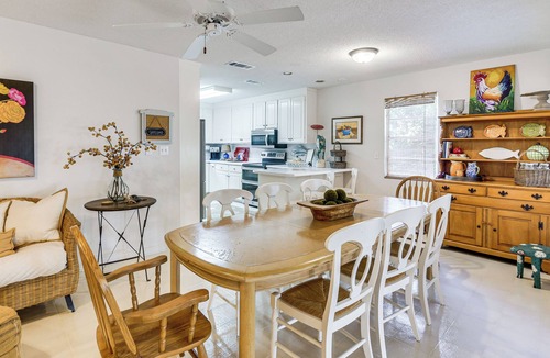 Warwick House | Private Dock + Yard: Lake Blackshear Family Escape