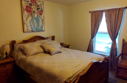 Seminole House | Private Guest house minutes from the Gulf beaches