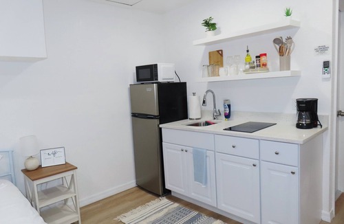 Holiday House | Private Guest Suite in Holiday, FL
