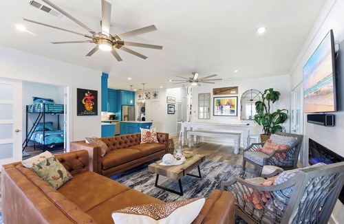 Crystal Beach House | Private Heated Pool - 2 Min Walk to Beach - Free Golf Cart - Crystal Beach