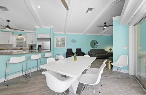 Marco Island House | Private Home & Guesthouse | Courtyard, Pool & Spa