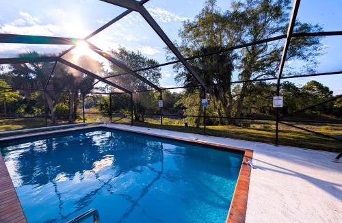 Berkeley Manor House | Private Home in Spring Hill with Heated Saltwater Pool