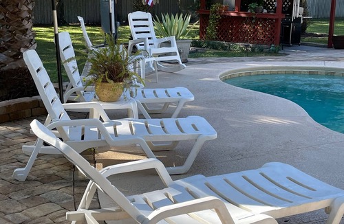 St. Augustine House | Private Oasis-Heated Pool-Sleeps 10 - Top Amenities-Pet friendly-cozy