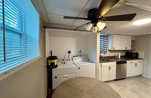 Mableton Apartment | Private office space plus studio vibe bedroom/living room. Full kitchen W&Dryer