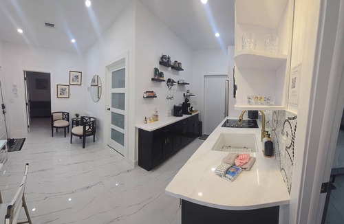 West Palm Beach House | Private Paradise w/Pool near WPB Airport/Downtown/Pet-friendly!