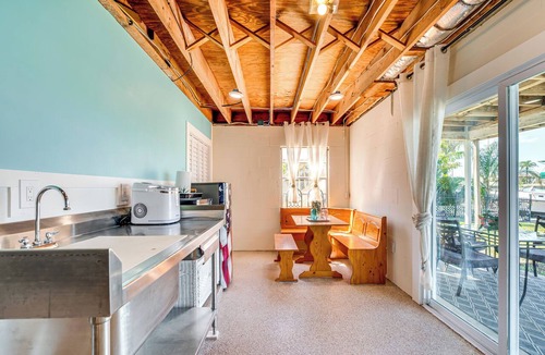 Spring Hill Cottage | Private Pool & Dock: Old Florida Waterfront Home
