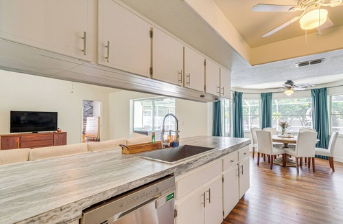 Spring Hill House | Private Pool & Lanai: Spring Hill Oasis