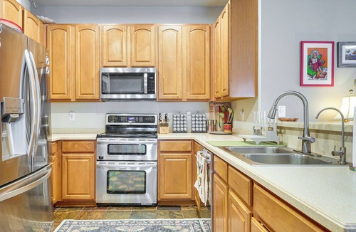 Seffner Community Alliance House | Private Pool & Lanai: WFH-Friendly Seffner Retreat