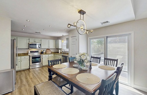 Savannah House | Private Pool: Quiet Family Home in Savannah