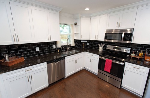Tampa House | Private Pool Short Walk To Stadium & Short Drive To All Attractions.