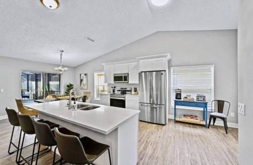 Indian Point House | Private Pool - Sleeps 12 - Quiet Community