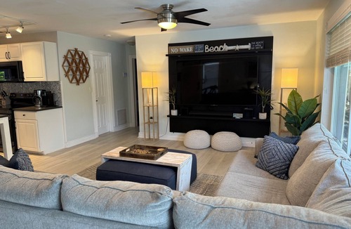 Deerfield Beach House | Private Resort Oasis, Heated Pool, Spa, Gym+Game Room