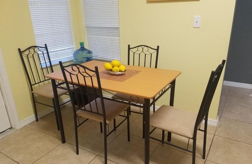 Greater Groves House | Private room close to Disney World