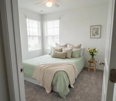 Davenport House | Private Room for Women