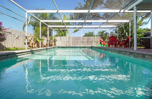 Sarasota Springs House | Private Sarasota Pool Retreat Near Siesta Key Beach!