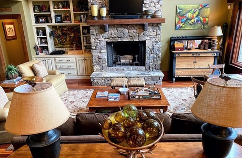 Wedowee House | Private, Secluded Custom Built Lakehouse On Beautiful Lake Wedowee