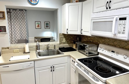 Cypress Gardens House | Private Spacious 1BR Near LEGOLAND 2 Miles