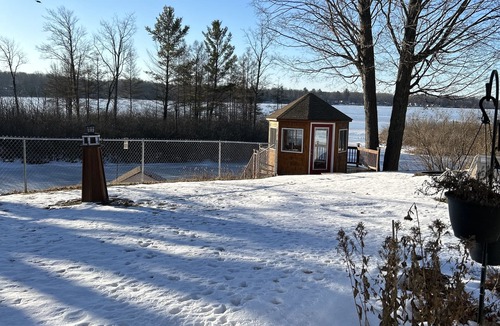 Lupton House | Private Waterfront, Pontoon Rental Available, Pet Friendly- Hot Tub