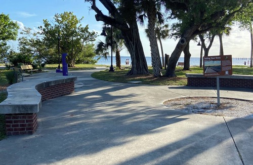 Charlotte Harbor House | Quaint 1-bedroom bungalow with AC in Punta Gorda/Port Charlotte