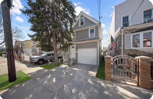 Queens Apartment | Quaint 2bedroom Apt. w/AC in cozy near JFK AIRPORT, Public trains/buses shops !
