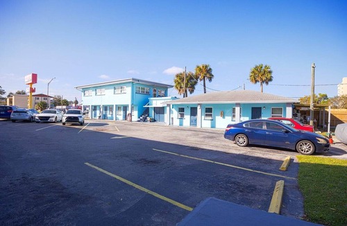Merritt Island Apartment | Queen Bed Accessible|Nsmk
