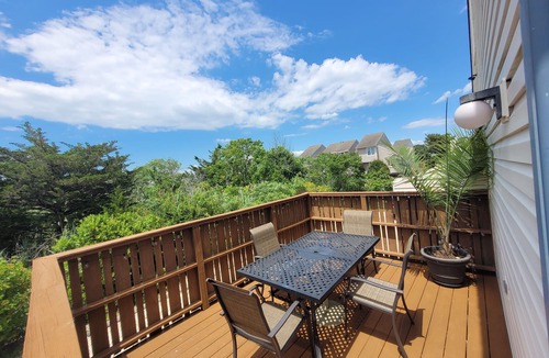 Diamond Beach House | Quiet Diamond Beach End Unit - Perfect Location