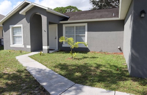 Port Malabar House | Quiet Palm Bay Retreat Near Fishing & Space Coast