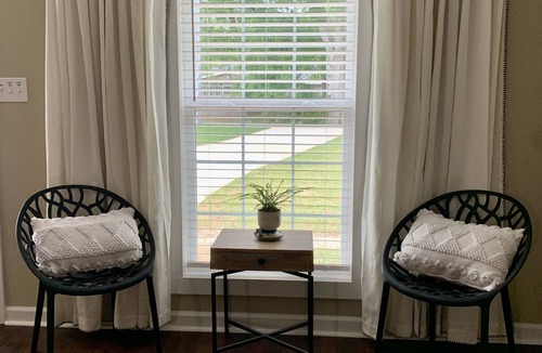 Perry House | Quincy Ranch ~ Pet Friendly 3 bedroom 2 bath home