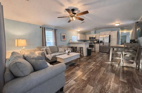 Dunnellon House | Rainbow River Bungalow M: Free River Access+Family&Pet Friendly!
