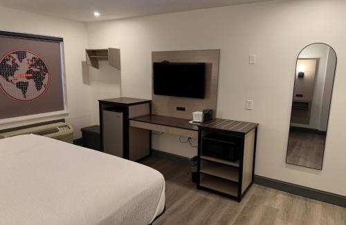 Albany Hotel | Ramada by Wyndham Albany GA
