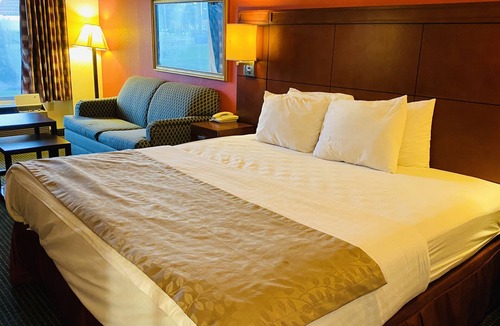 Walterboro Hotel | Ramada by Wyndham Walterboro