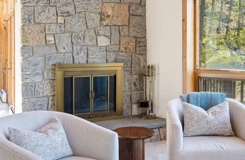 Garrison Ski Chalet | Rare A-Frame in the Trees · 20 min to WP· 1 hr NYC