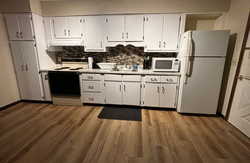 Clarks Summit Apartment | Red Barn Village: Two Beds Furnished Apartment
