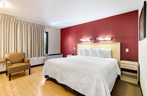 Palm Beach - West Palm Beach Hotel | Red Roof Inn PLUS+ West Palm Beach