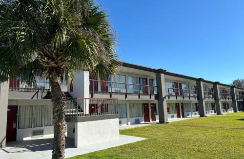 Wildwood Hotel | Red Roof Inn Wildwood, FL - The Villages