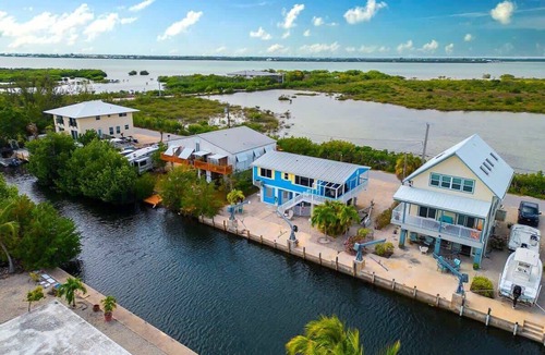 Eden Pines House | Reel Paradise | Boating & fabulous sunsets
