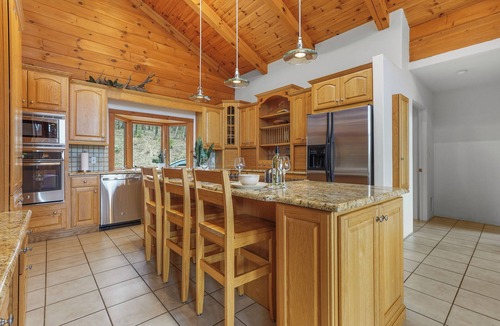 Mill Hall Cabin | Reflection Ridge | Epic Mountain Cabin w/Pickleball, Sauna, Theatre, Golf-Sim, Pond & Hot Tub