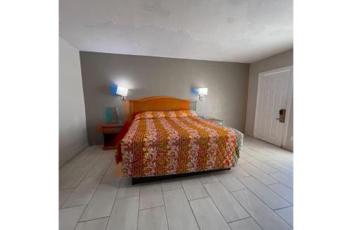 Kingston Hotel | Regency Inn Daytona Beach Near Airport