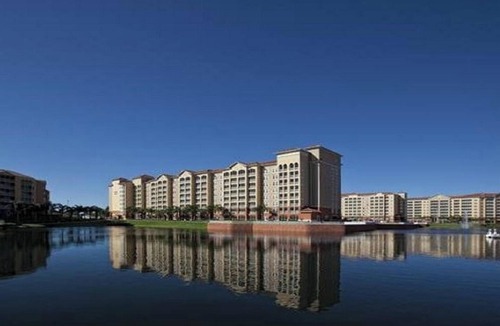 West Kissimmee Resort | Relax in Five Star Resort, minutes from Walt Disney World and other attractions.