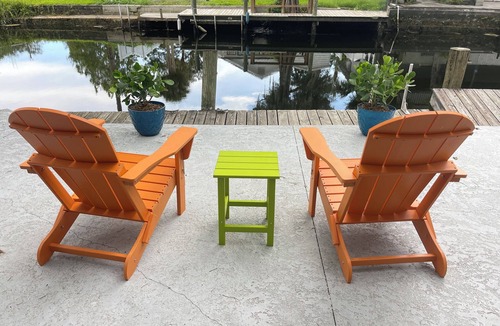 Weeki Wachee Gardens House | Relax on the beautiful Weeki Wachee River at the charming Seahorse River House!