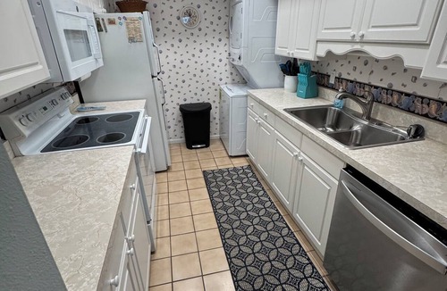 Butler Beach Condo | Relax & Unwind at Crescent Beach – Spacious Ocean Getaway. read our reviews!